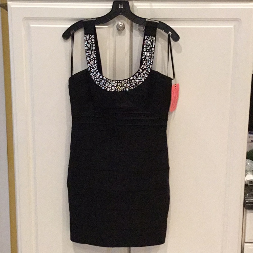 NWT Pompous Girly Dress w/ Oversized Crystal Unique Neckline & Straps